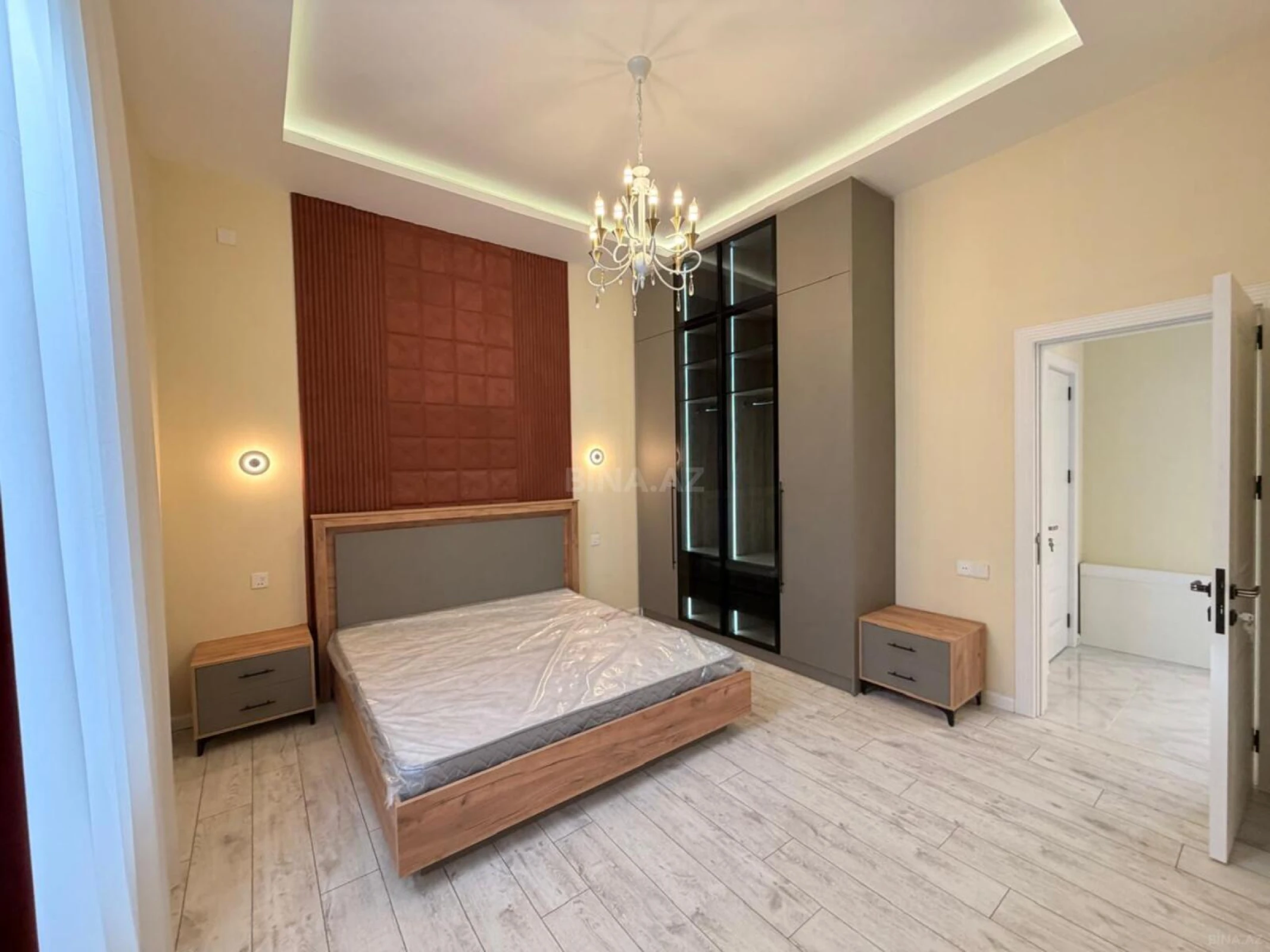 Satılır 4 otaqlı həyət evi 180 m²