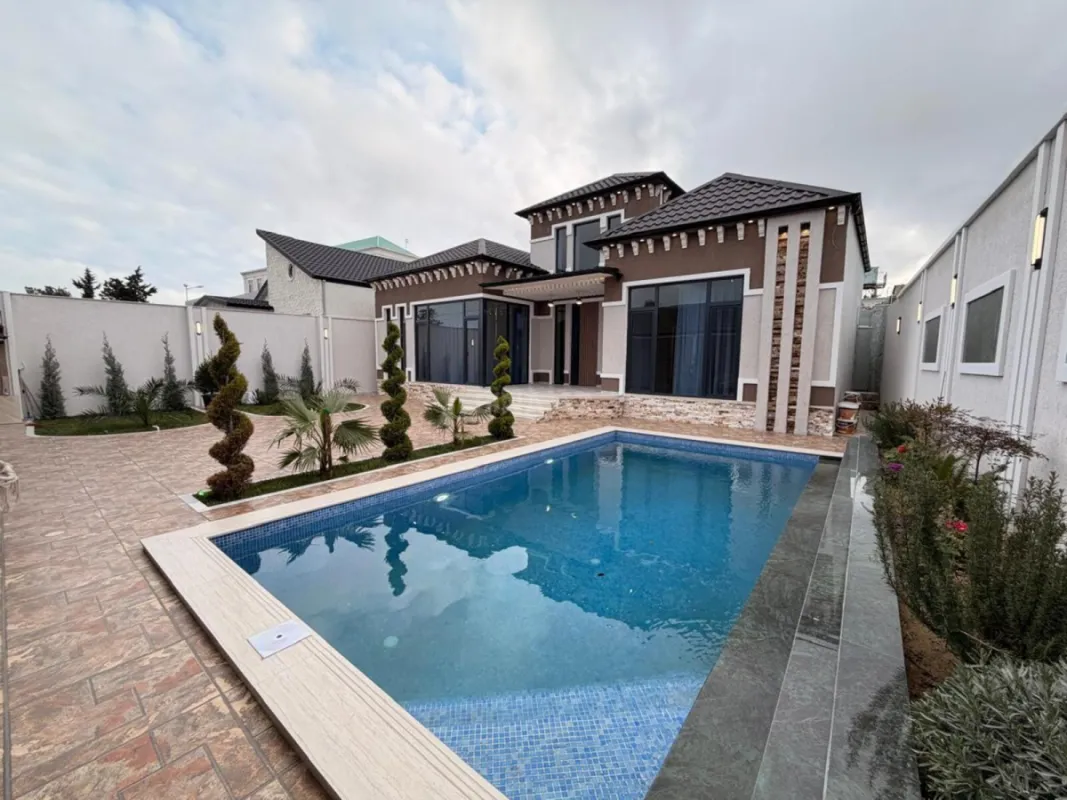 Satılır 4 otaqlı həyət evi 180 m²