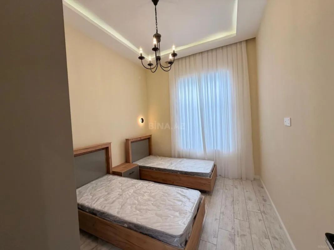 Satılır 4 otaqlı həyət evi 180 m²