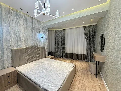 Satılır 2 otaqlı mənzil 85 m²