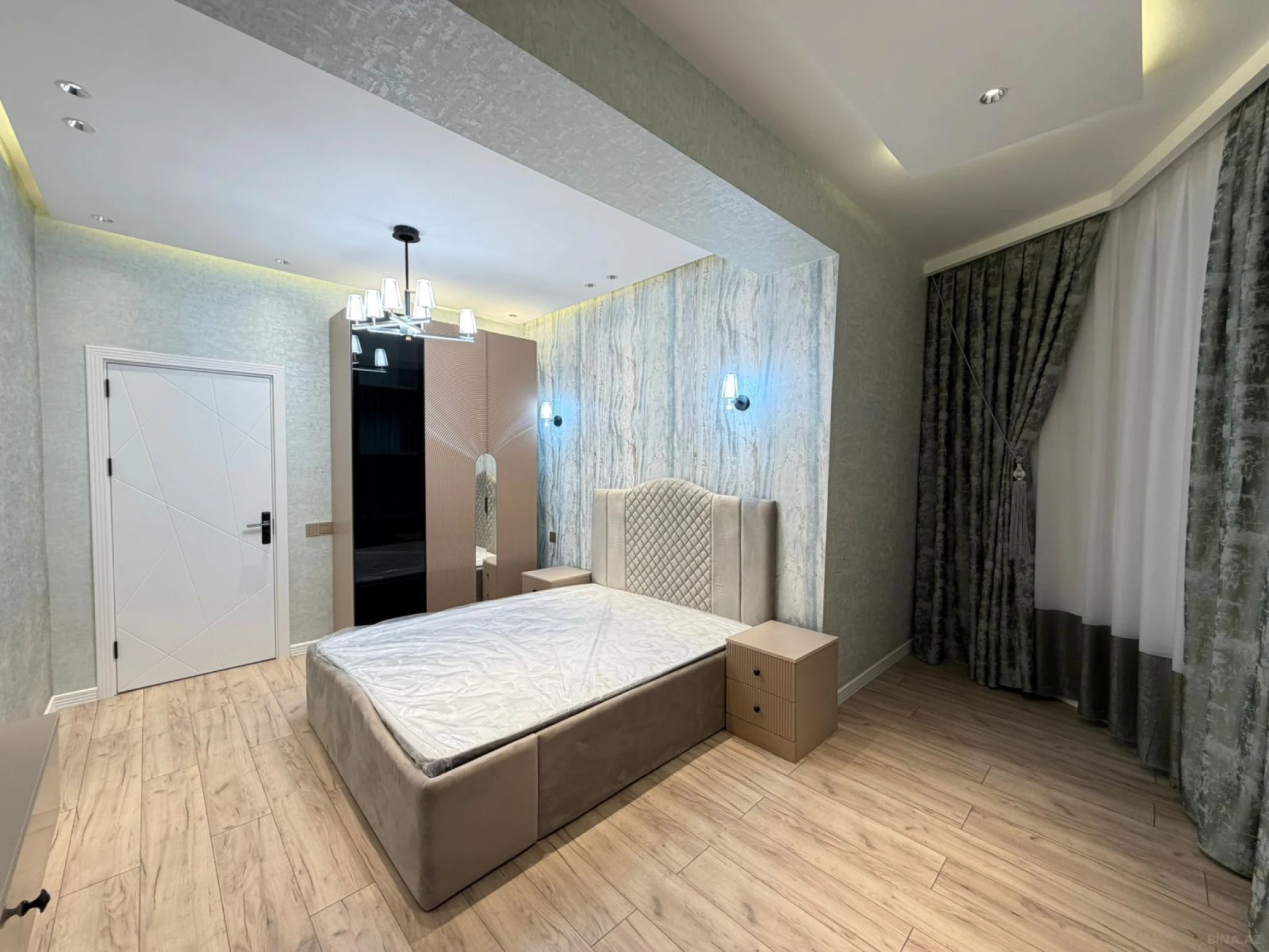 Satılır 2 otaqlı mənzil 85 m²