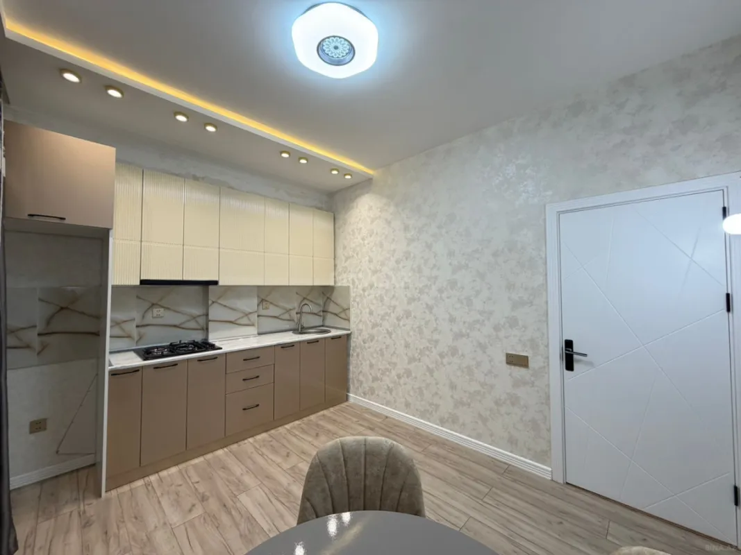 Satılır 2 otaqlı mənzil 85 m²