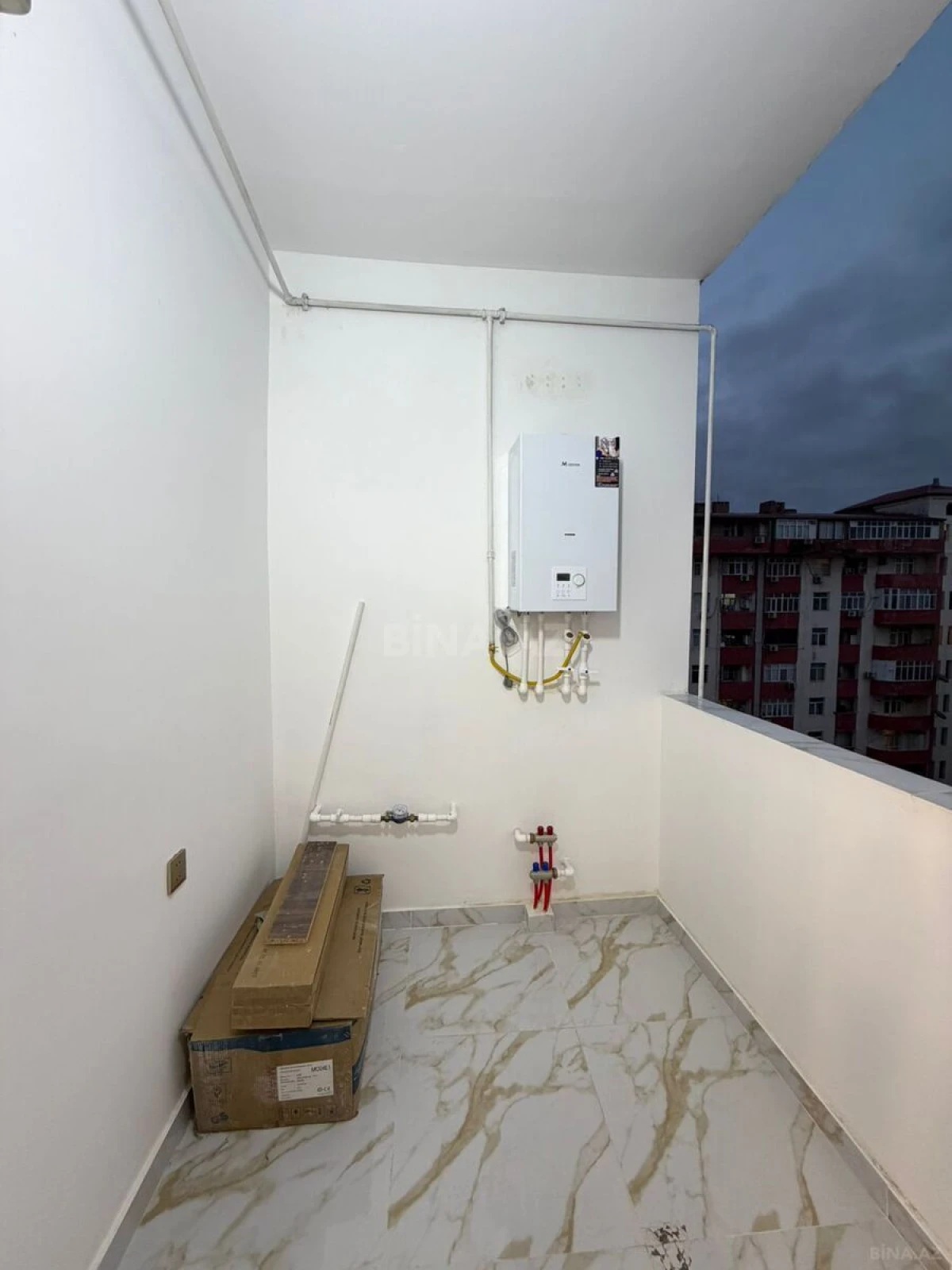 Satılır 2 otaqlı mənzil 85 m²