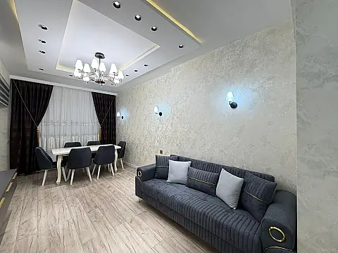 Satılır 2 otaqlı mənzil 85 m²