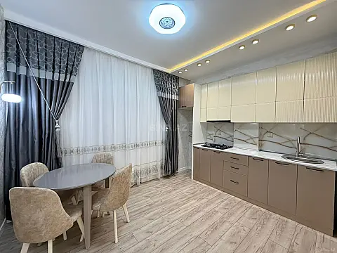 Satılır 2 otaqlı mənzil 85 m² — Bakı, Həzi Aslanov qəs. 2 otaq 85.00 m²
