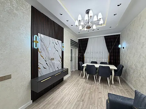 Satılır 2 otaqlı mənzil 85 m²