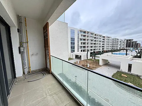 Satılır 1 otaqlı mənzil 56 m²