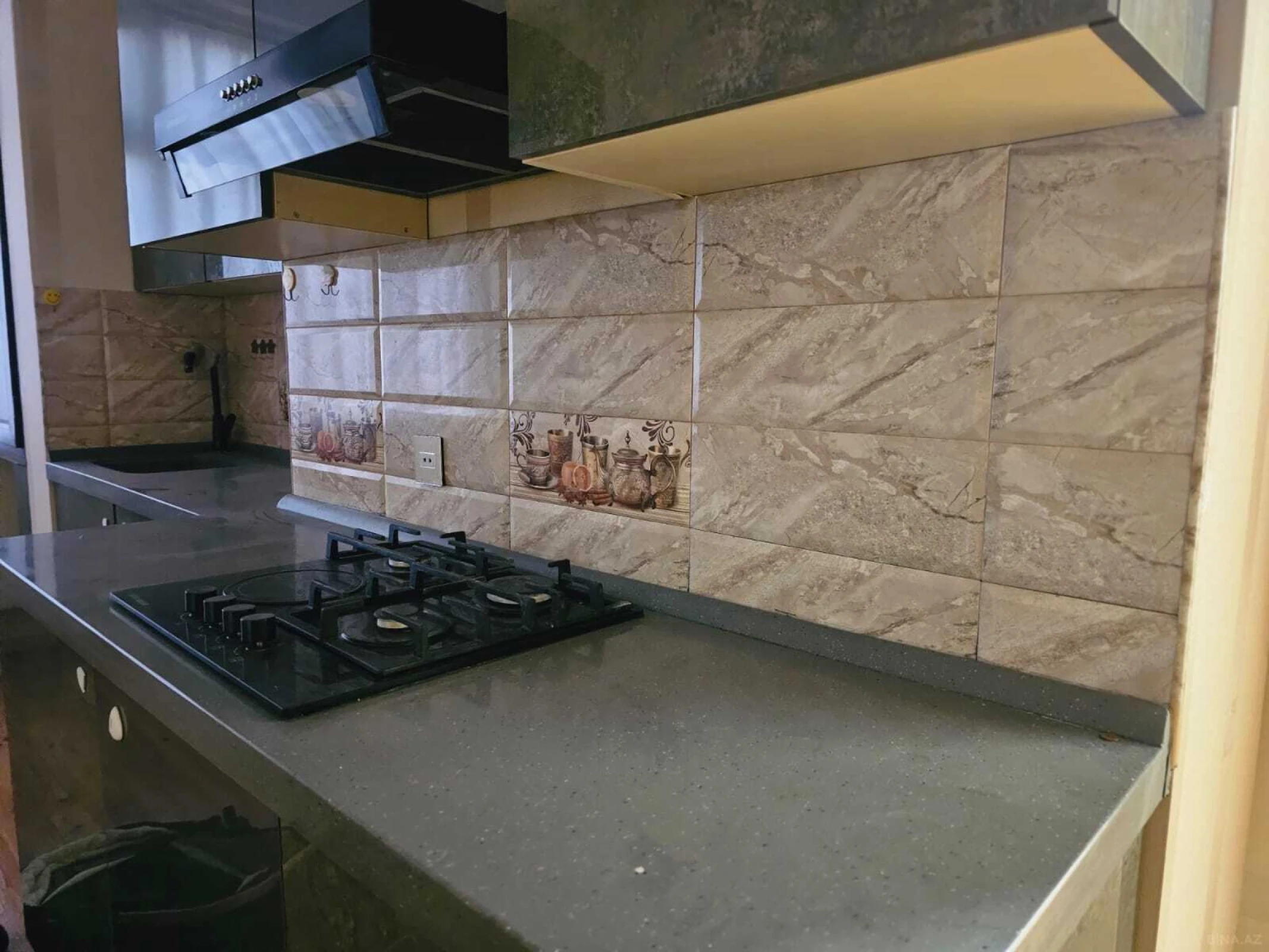 Satılır 2 otaqlı mənzil 82 m²