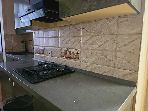 Satılır 2 otaqlı mənzil 82 m²