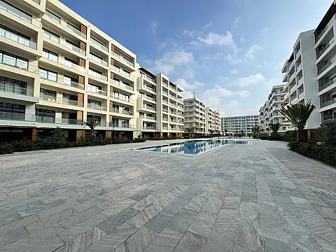 Satılır 1 otaqlı mənzil 56 m²
