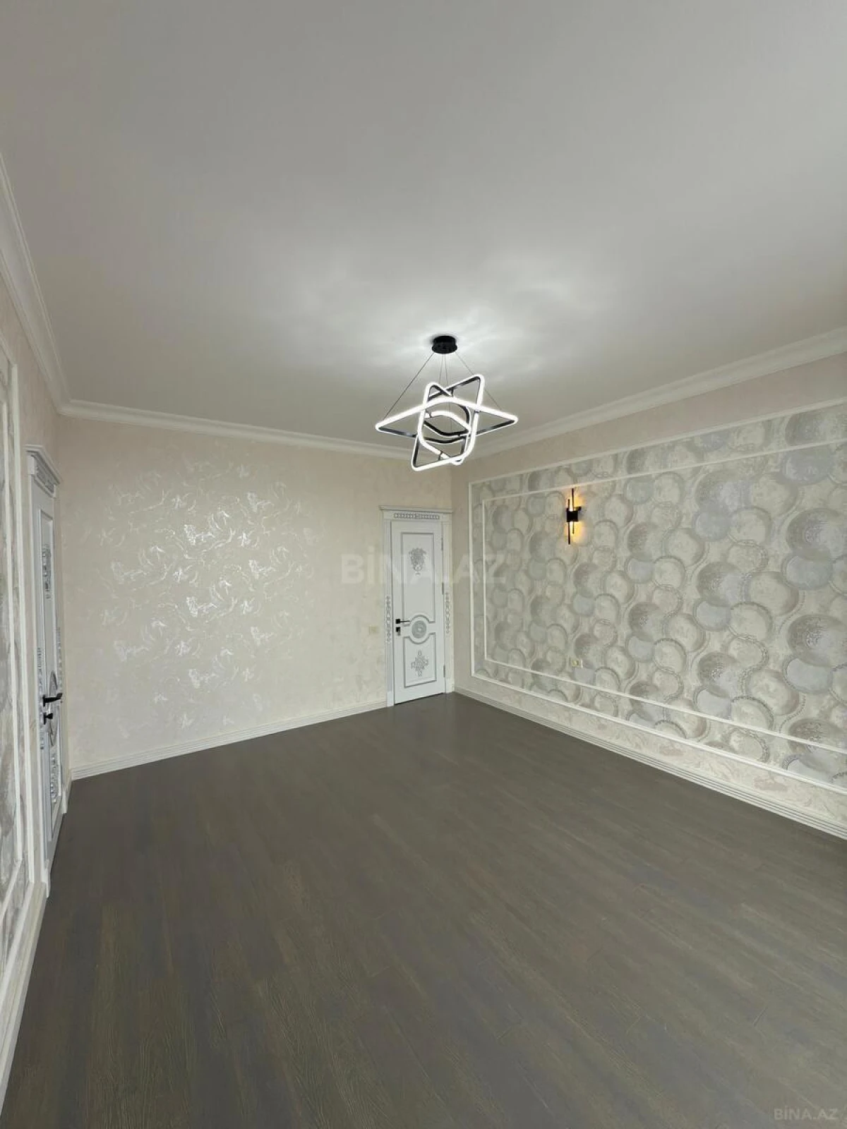 Satılır 4 otaqlı həyət evi 270 m²