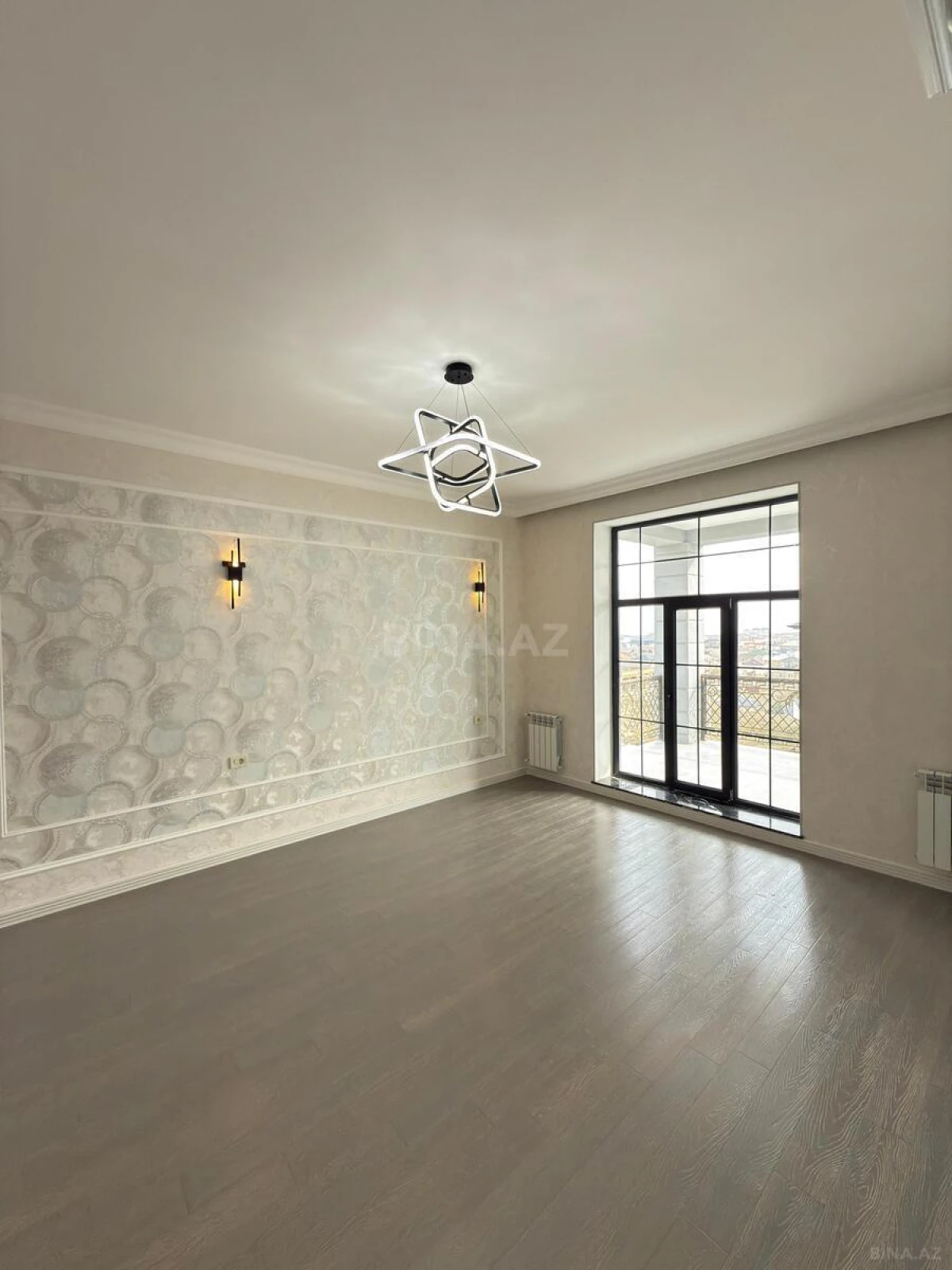 Satılır 4 otaqlı həyət evi 270 m²