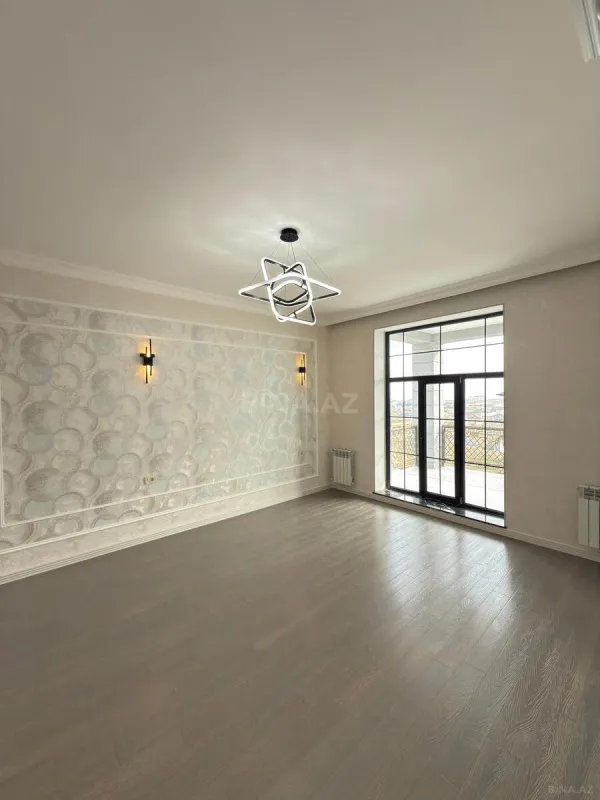 Satılır 4 otaqlı həyət evi 270 m²