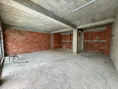 Satılır 2 otaqlı mənzil 94.8 m²