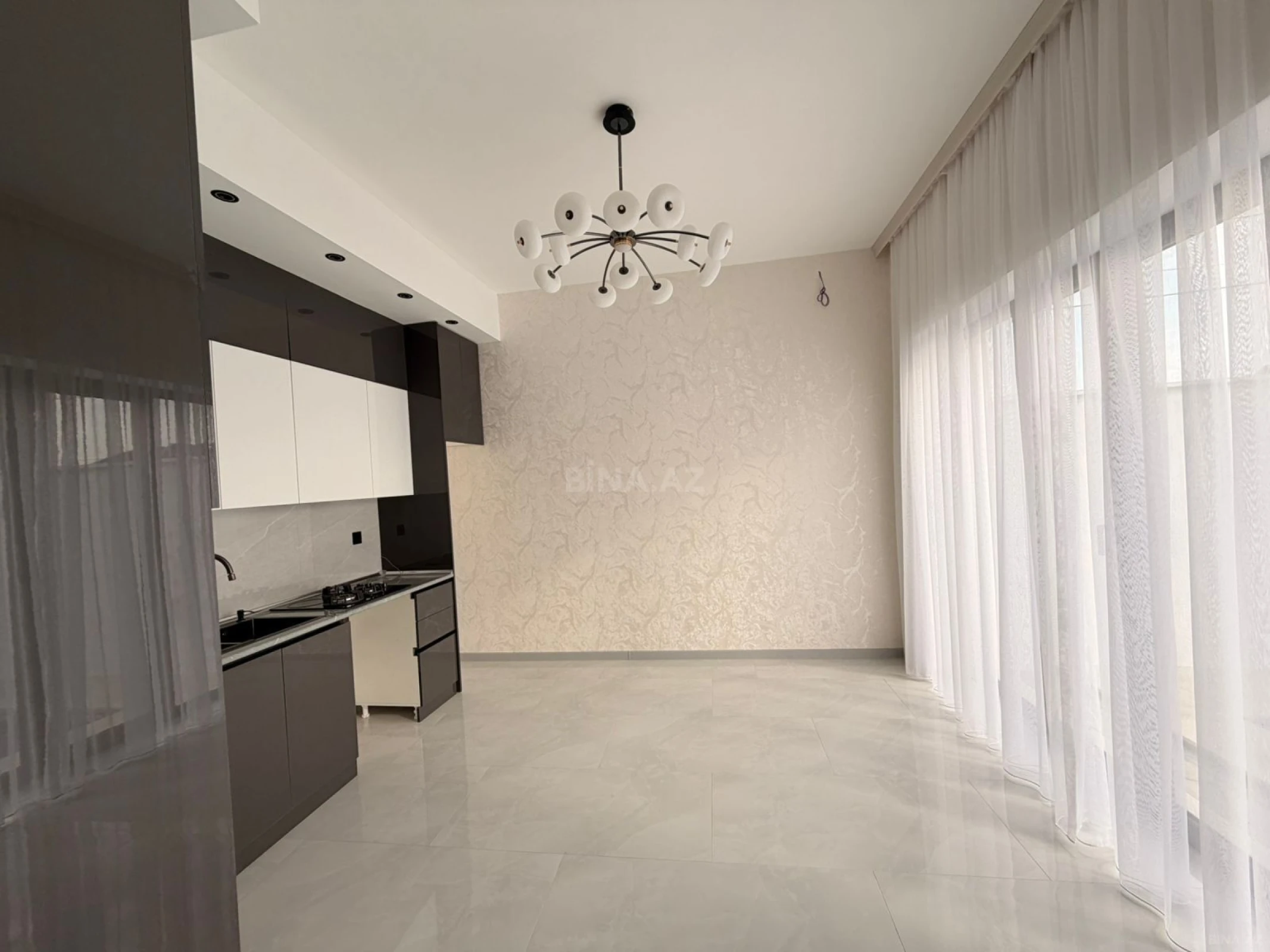 Satılır 4 otaqlı həyət evi 160 m²