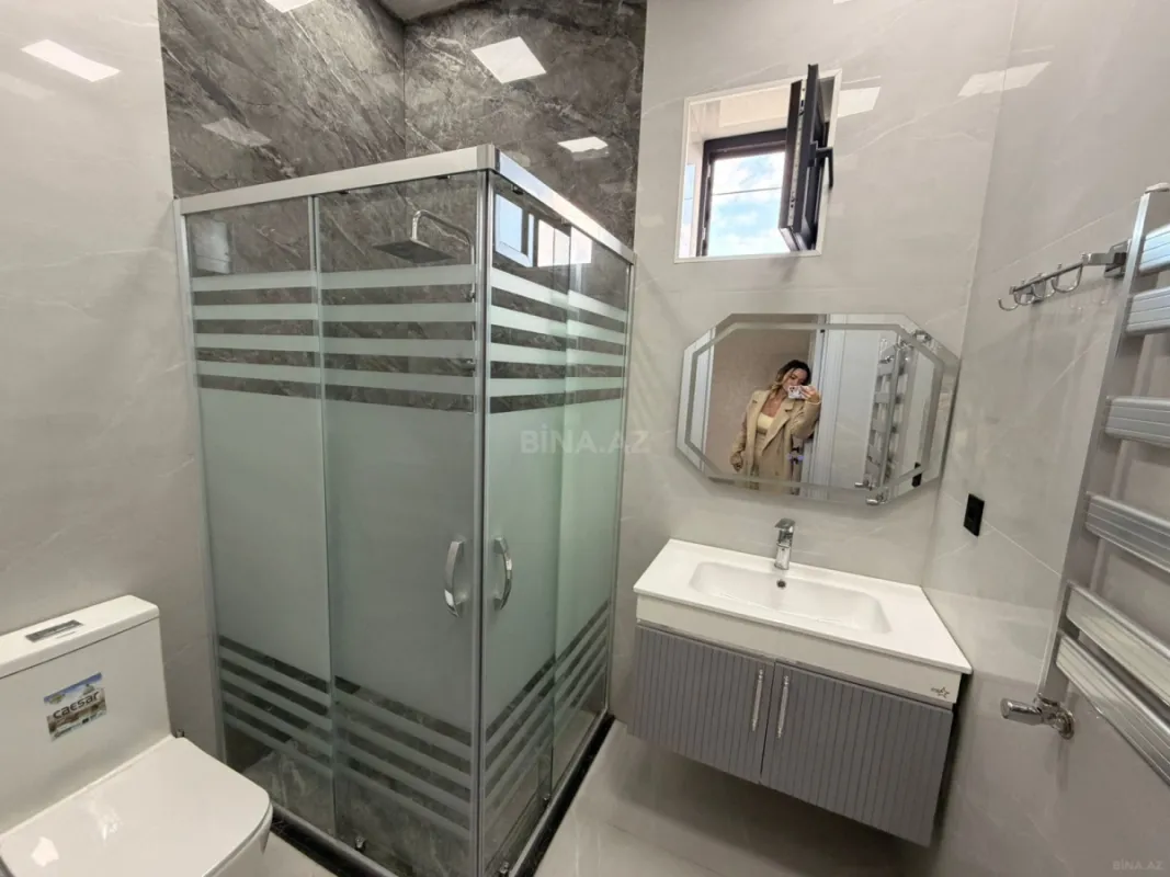 Satılır 4 otaqlı həyət evi 160 m²