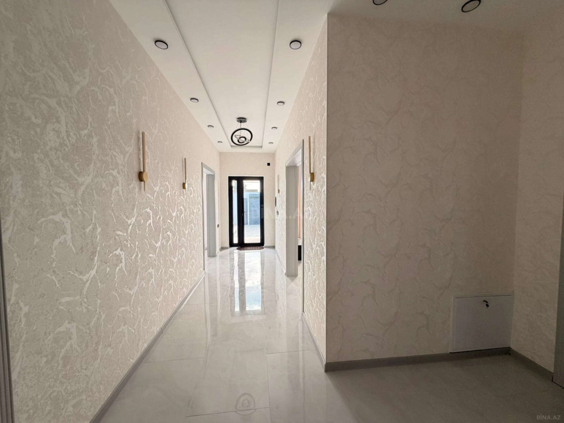 Satılır 4 otaqlı həyət evi 160 m²