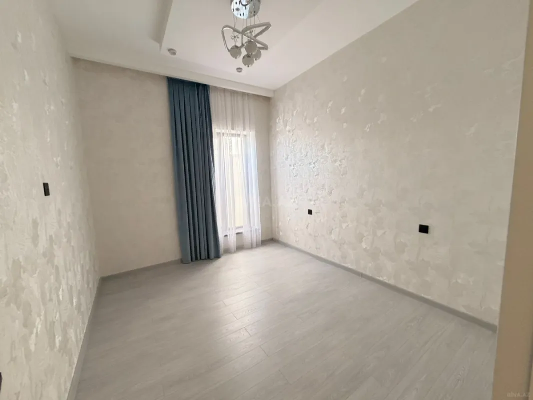Satılır 4 otaqlı həyət evi 160 m²