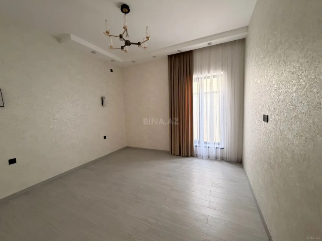 Satılır 4 otaqlı həyət evi 160 m²