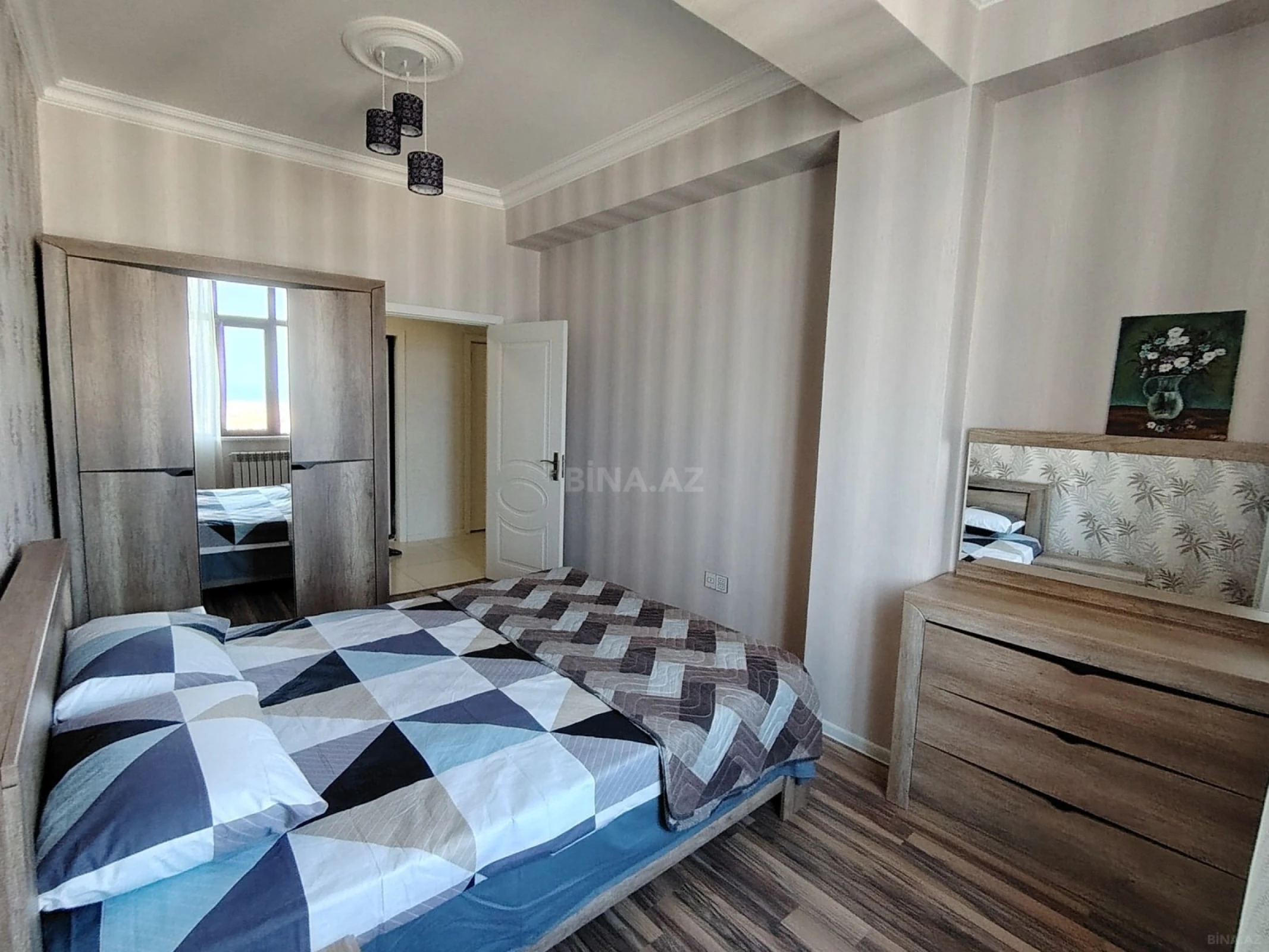 Kirayə verilir 2 otaqlı mənzil 65.3 m²