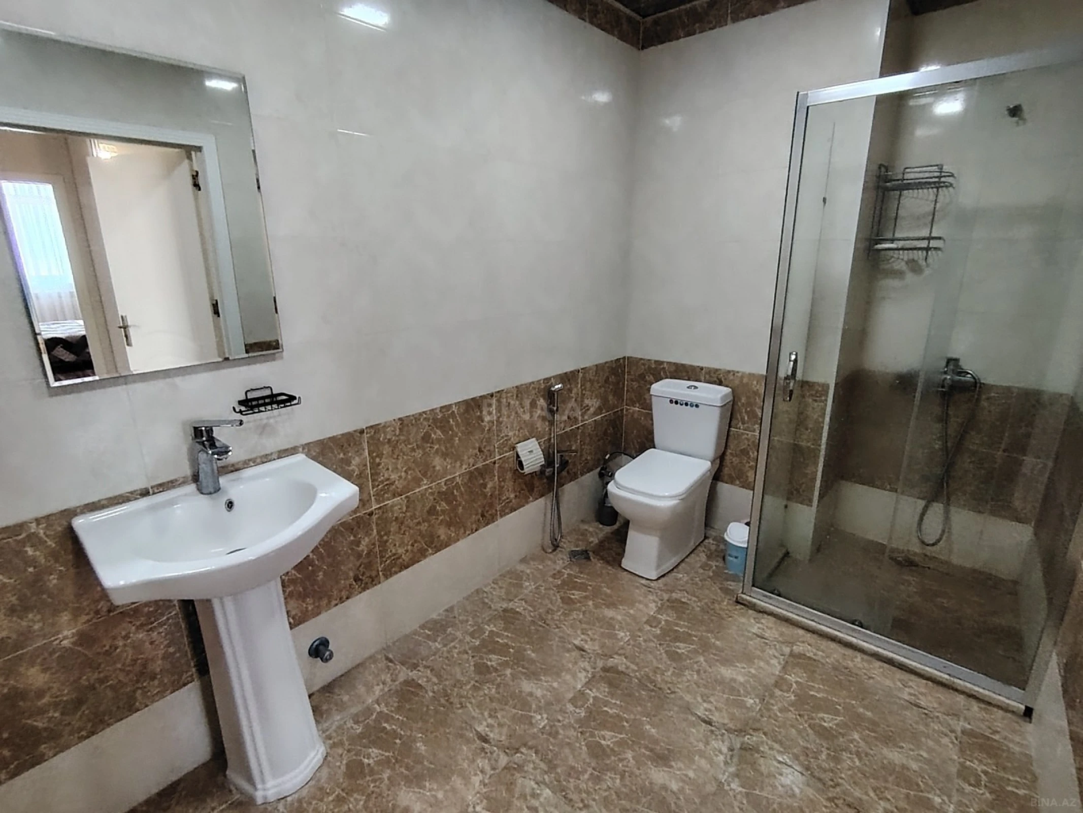 Kirayə verilir 2 otaqlı mənzil 65.3 m²