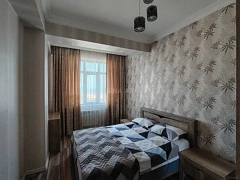 Kirayə verilir 2 otaqlı mənzil 65.3 m²