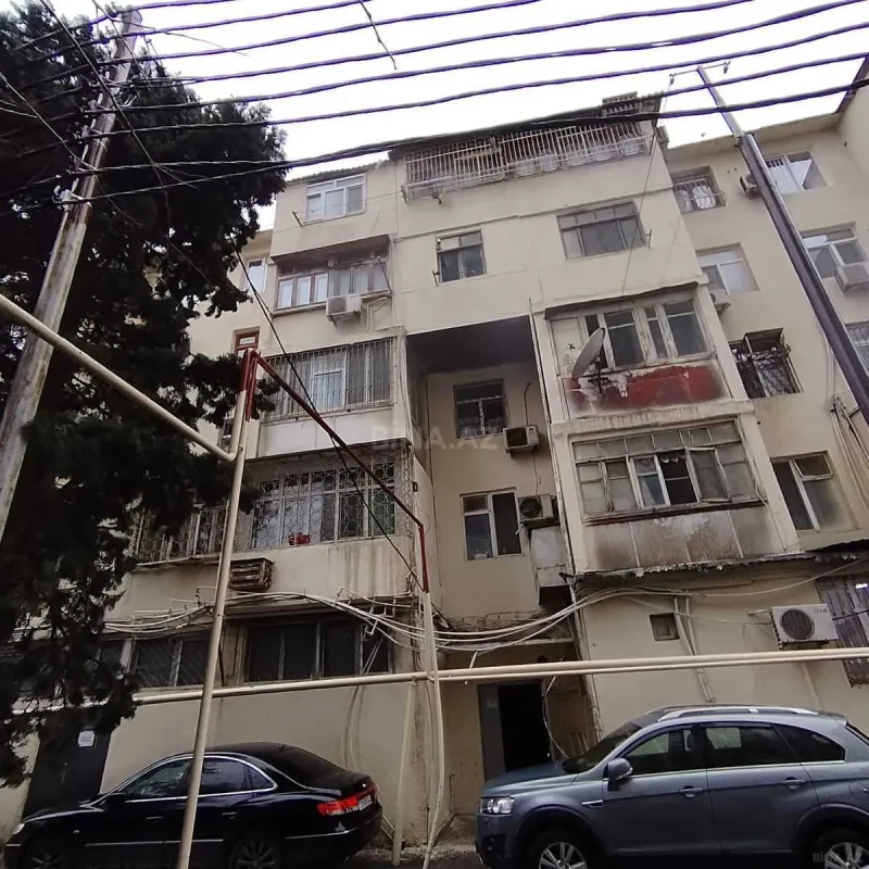 Satılır 2 otaqlı mənzil 60 m²