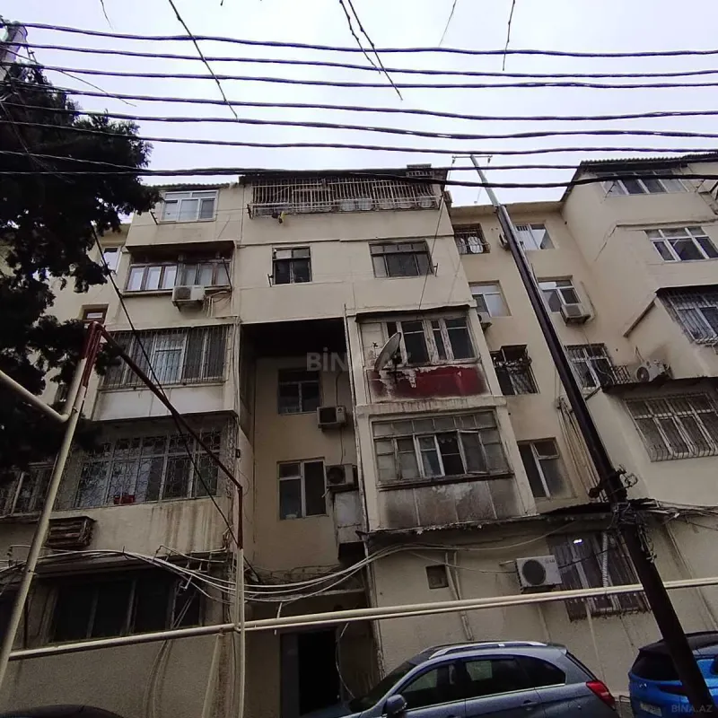 Satılır 2 otaqlı mənzil 60 m²
