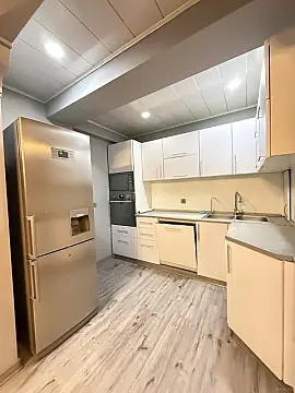 Satılır 2 otaqlı mənzil 64 m²