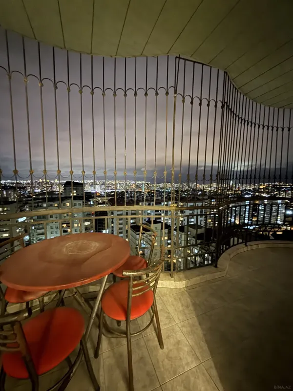 Satılır 2 otaqlı mənzil 64 m²