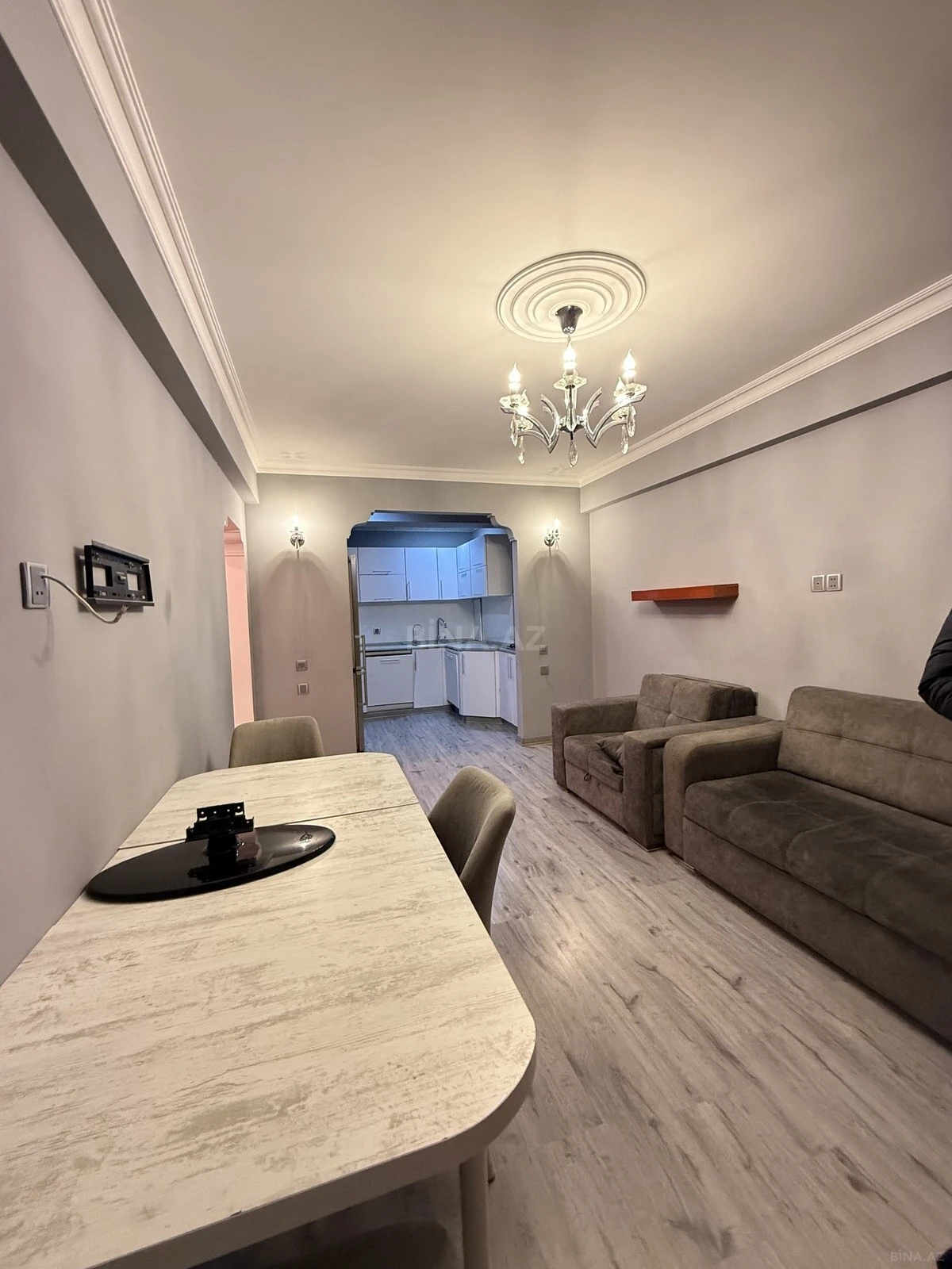 Satılır 2 otaqlı mənzil 64 m²
