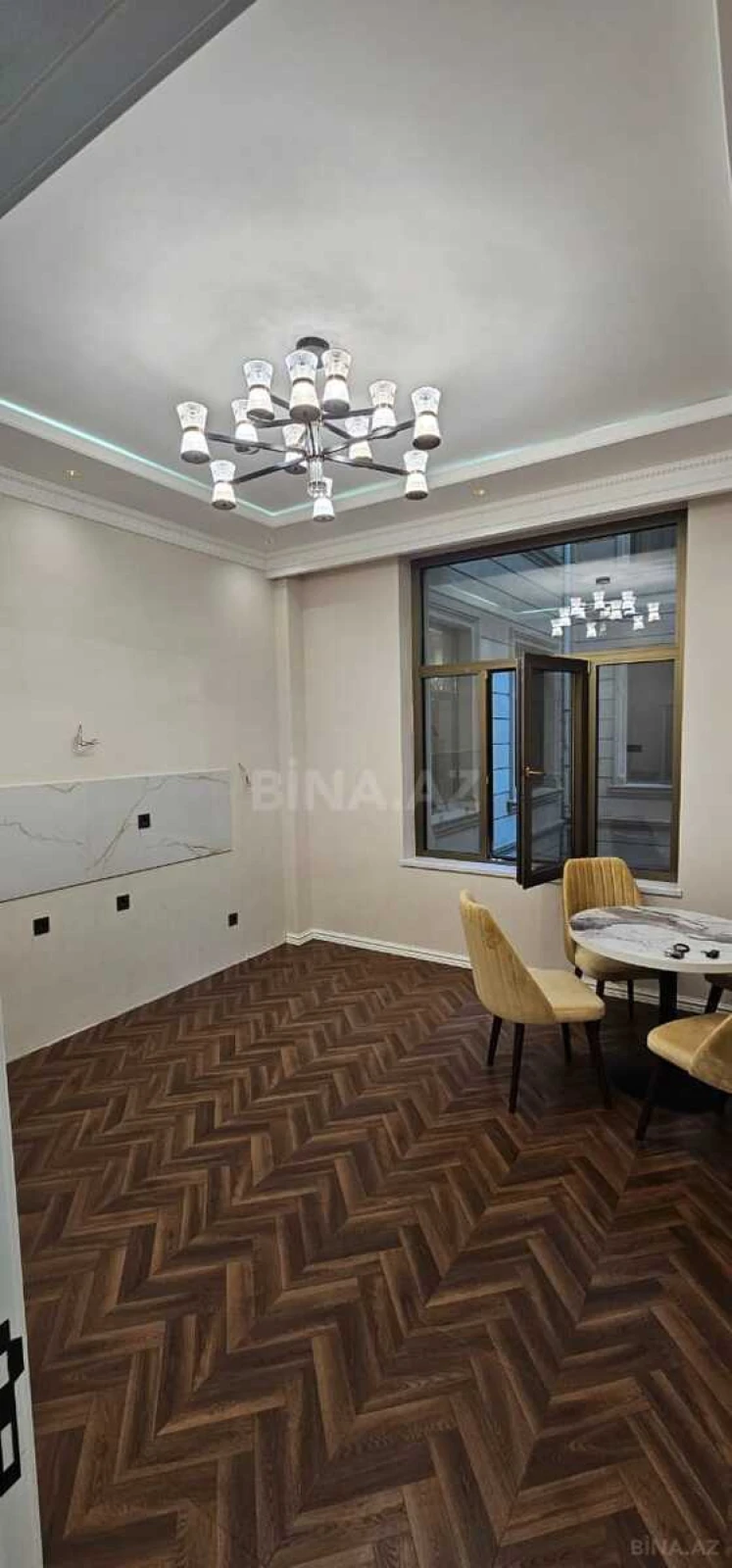 Satılır 3 otaqlı mənzil 100 m²