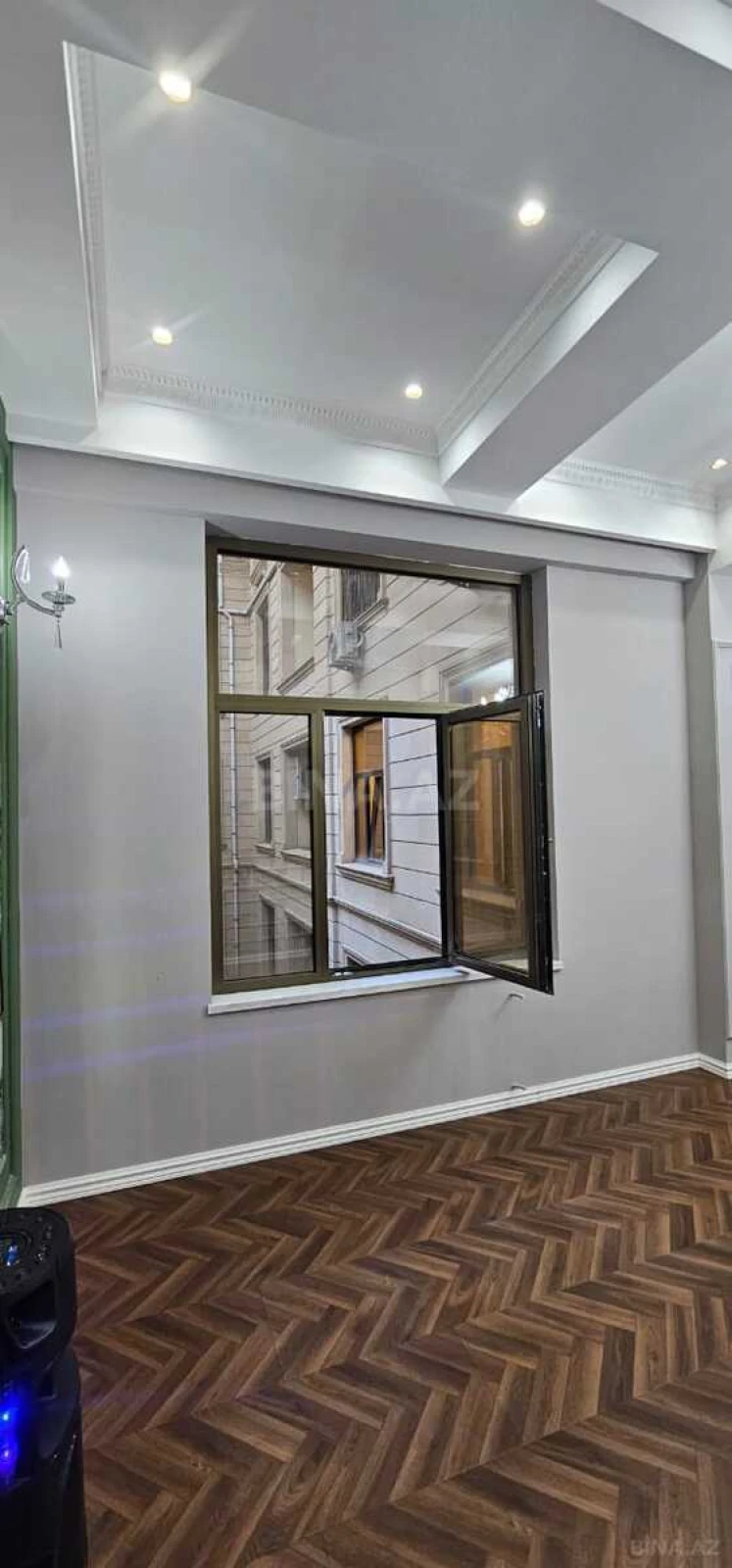 Satılır 3 otaqlı mənzil 100 m²