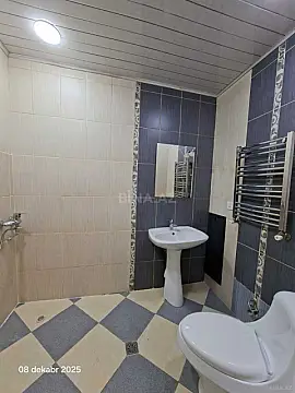 Satılır 2 otaqlı mənzil 76 m²