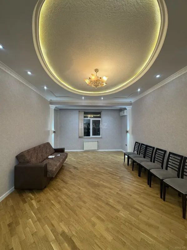 Satılır 2 otaqlı mənzil 76 m²
