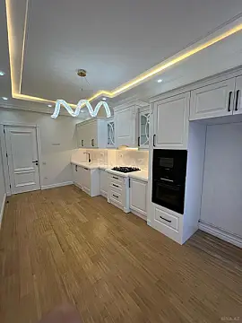 Satılır 2 otaqlı mənzil 101 m²
