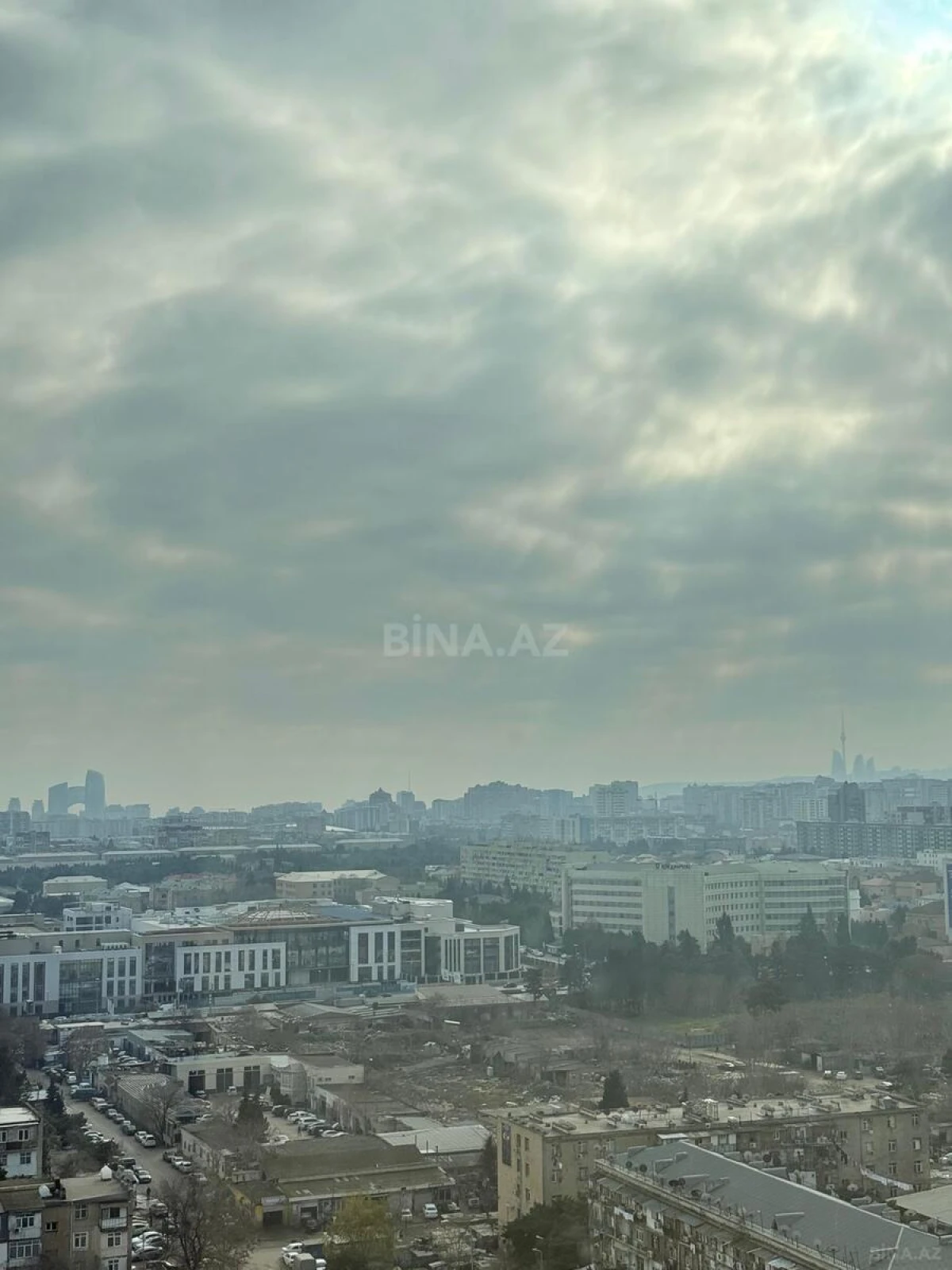 Satılır 3 otaqlı mənzil 100 m²