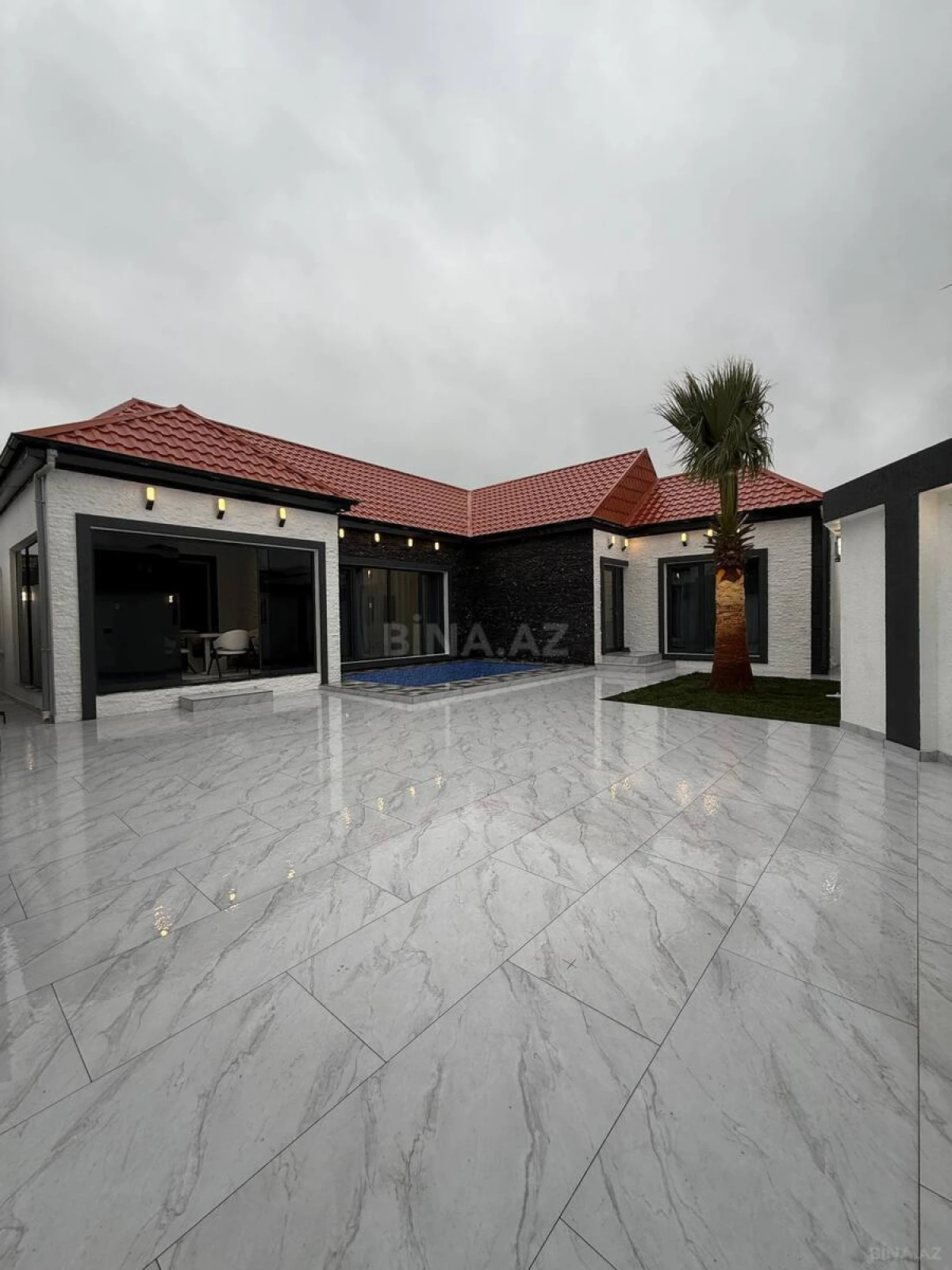 Satılır 4 otaqlı həyət evi 168 m²