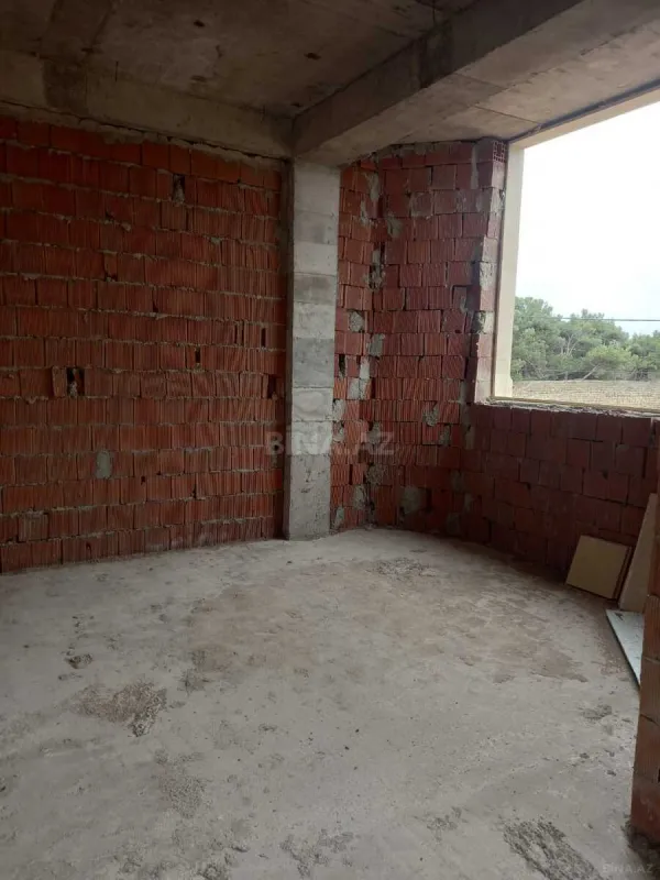 Satılır 5 otaqlı həyət evi 400 m²