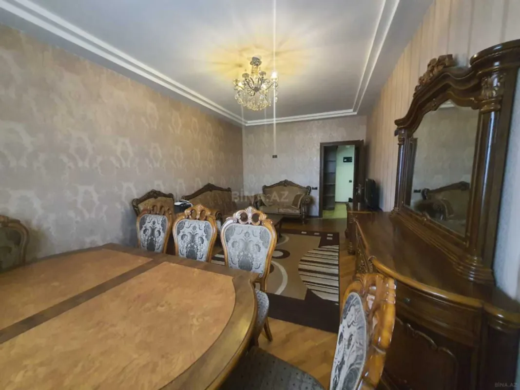 Kirayə verilir 3 otaqlı mənzil 110 m²