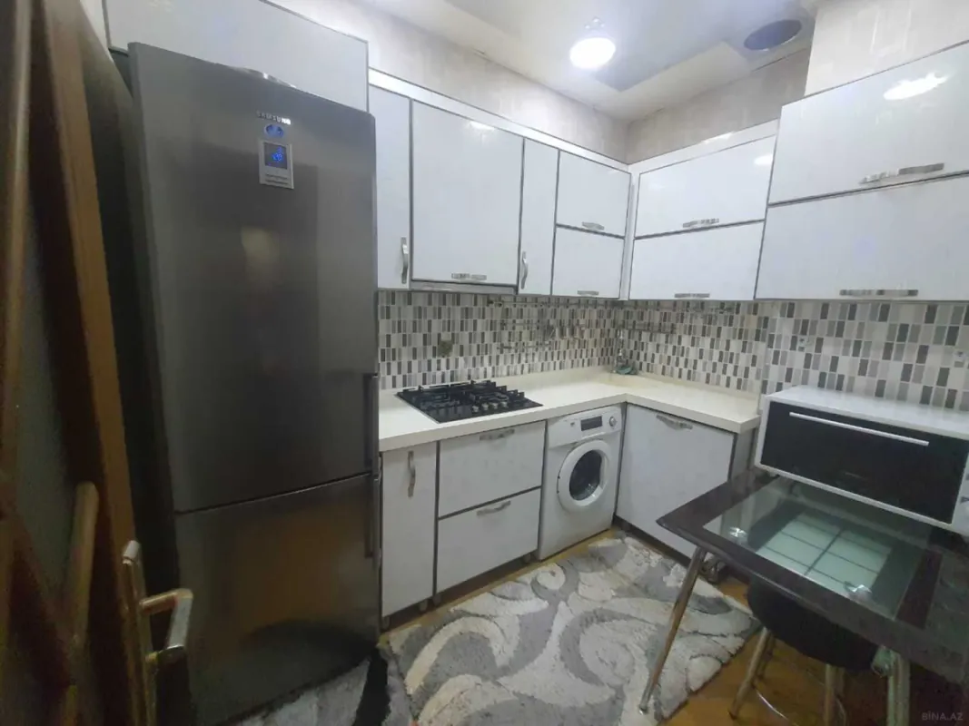 Kirayə verilir 3 otaqlı mənzil 110 m²