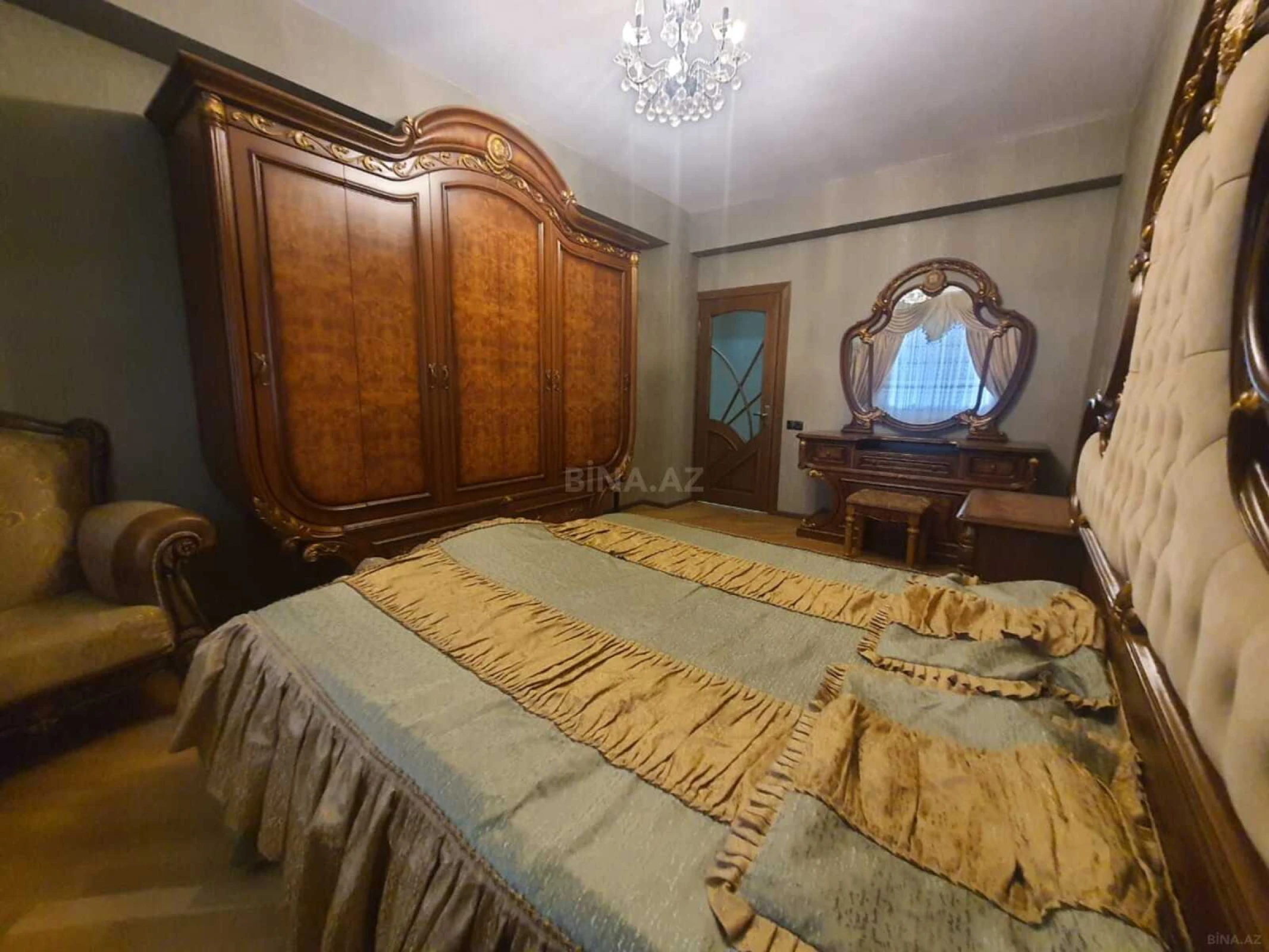 Kirayə verilir 3 otaqlı mənzil 110 m²