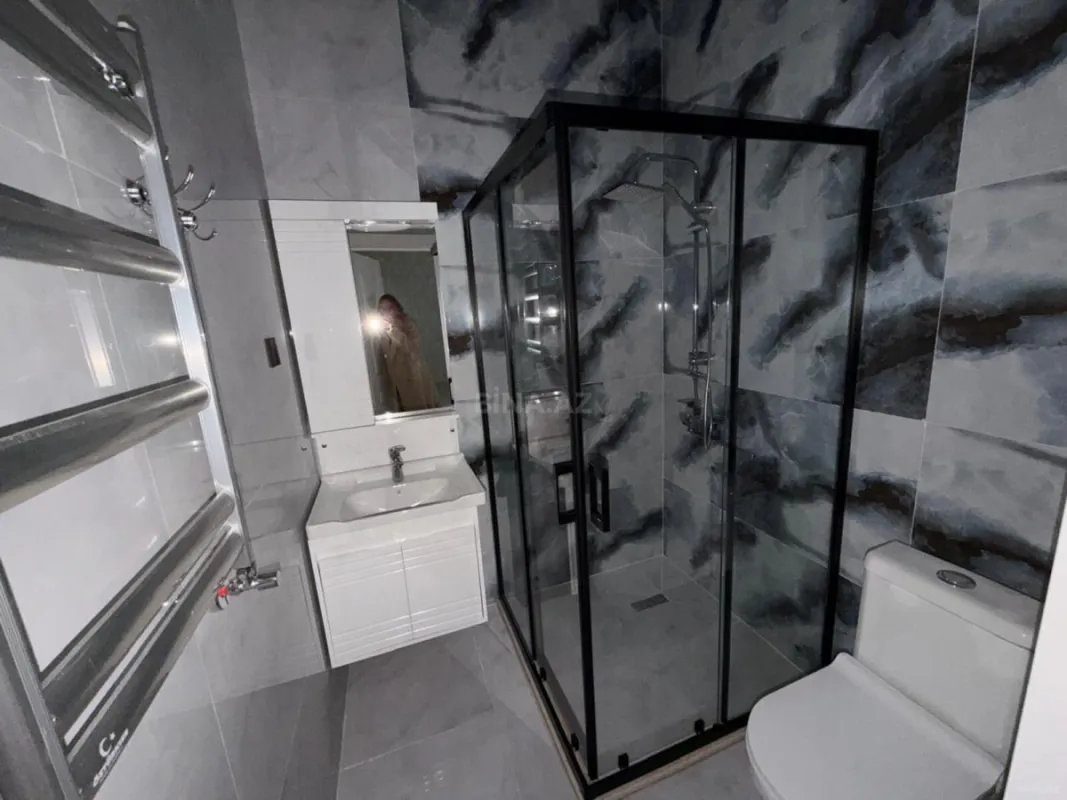 Satılır 4 otaqlı həyət evi 170 m²