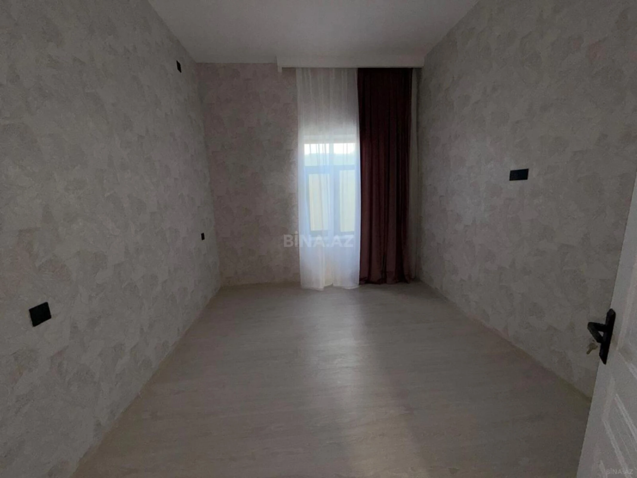 Satılır 4 otaqlı həyət evi 170 m²