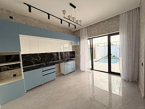Satılır 4 otaqlı həyət evi 170 m²
