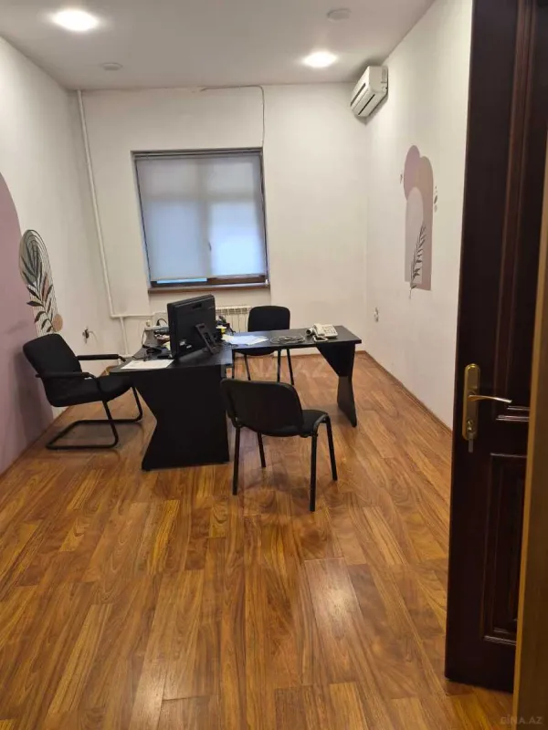 Kirayə verilir 6 otaqlı ofis 200 m²