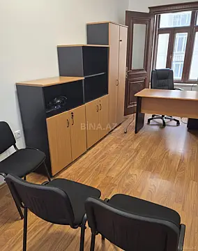 Kirayə verilir 6 otaqlı ofis 200 m²