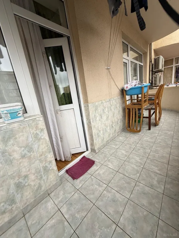 Satılır 4 otaqlı mənzil 141 m²