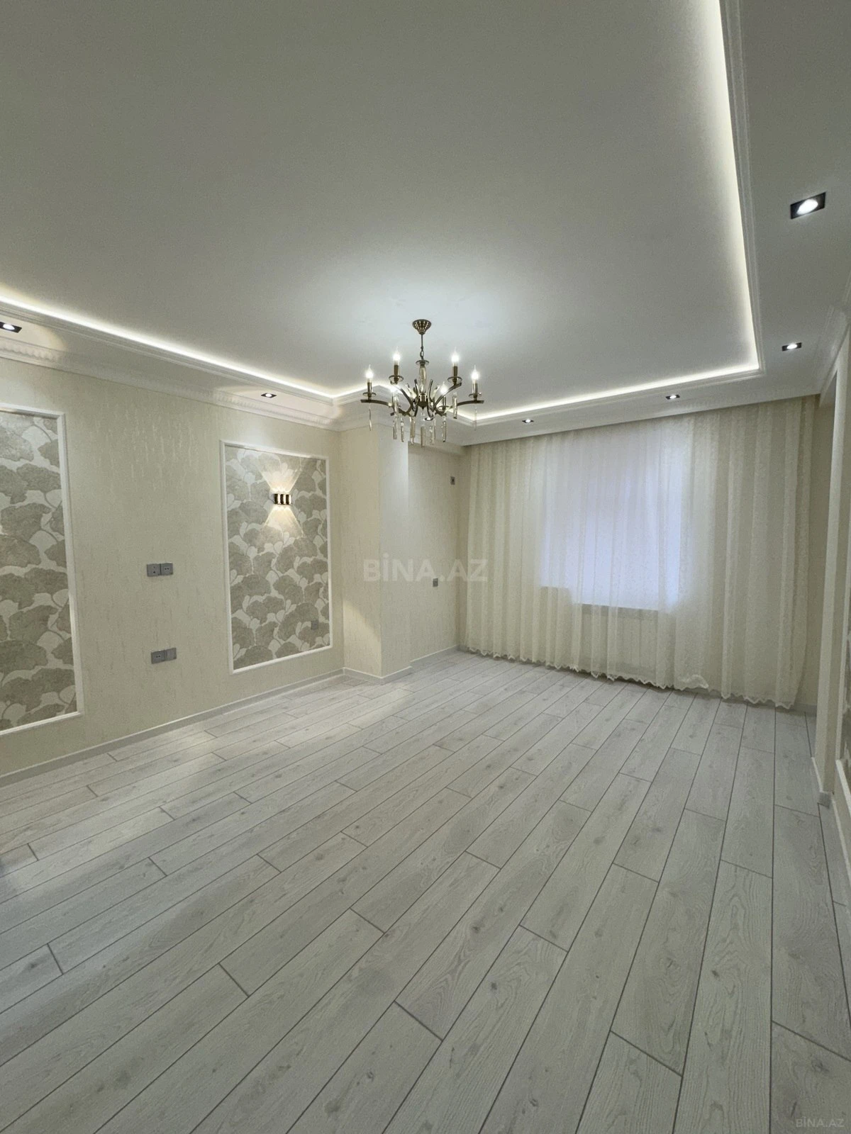 Satılır 3 otaqlı mənzil 116 m²
