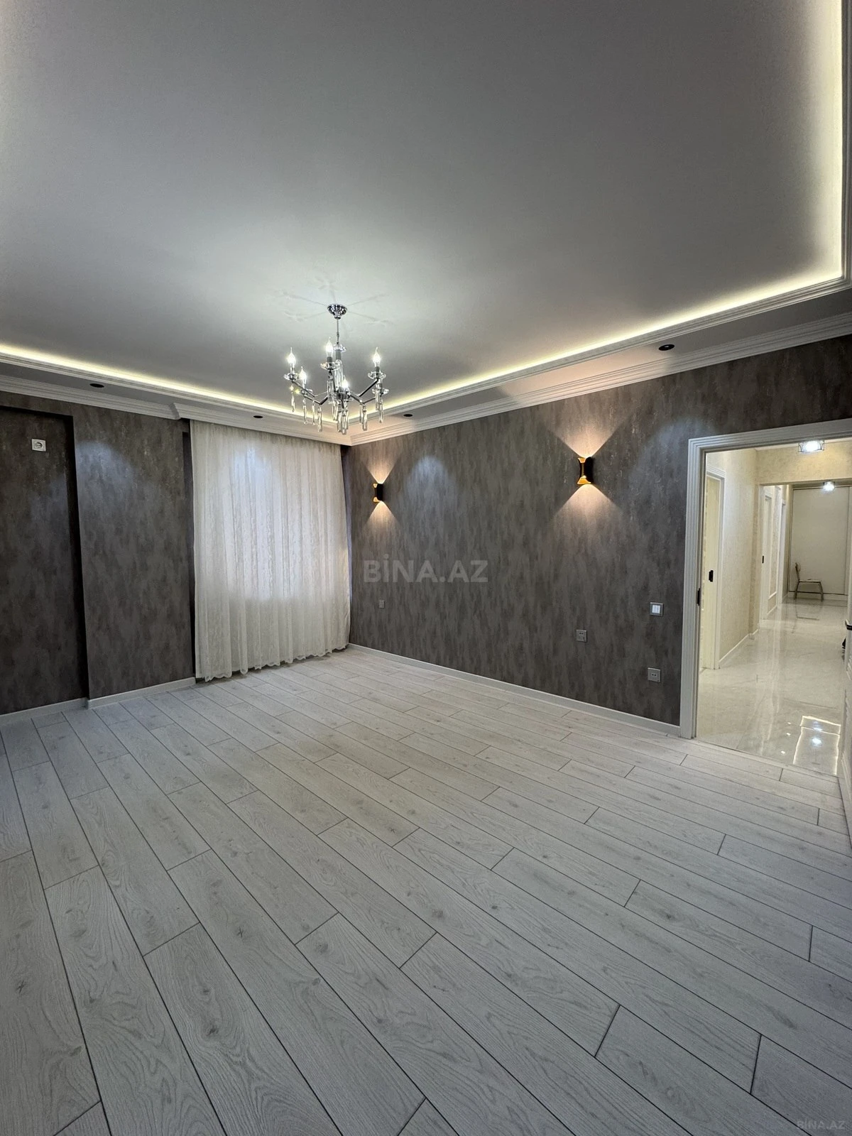 Satılır 3 otaqlı mənzil 116 m²